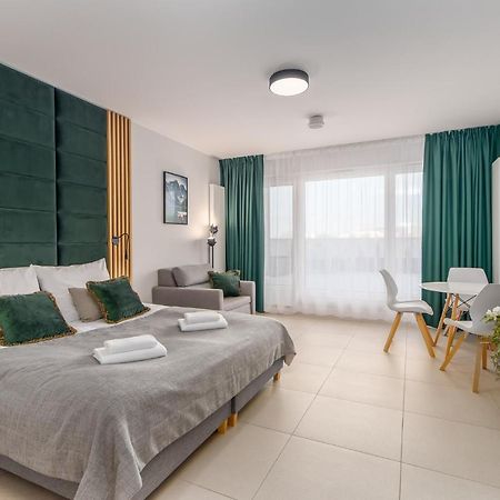 Aquamarina Prima 12 By Renters Apartment Miedzyzdroje Exterior photo